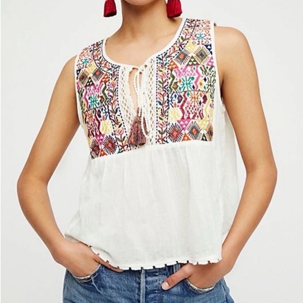 Free People - Lohri Embroidered Tassel Top in Ivory Medium